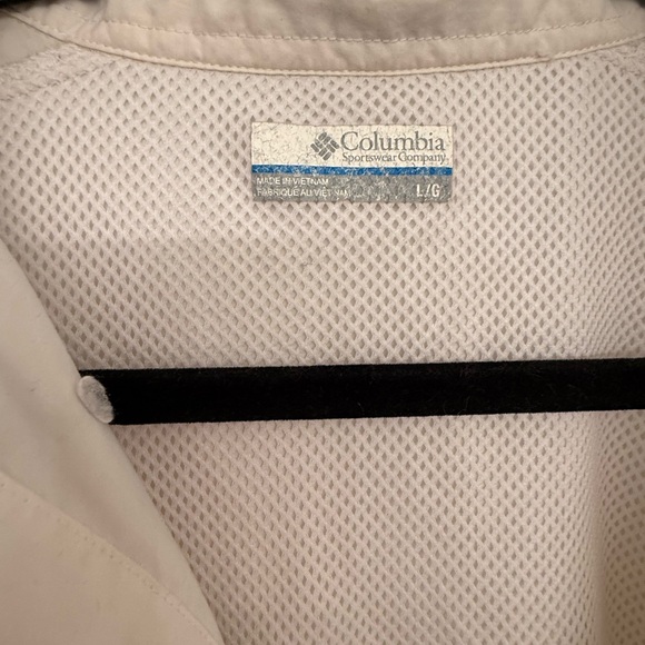 Columbia Cream Button-Up Shirt - Picture 7 of 8